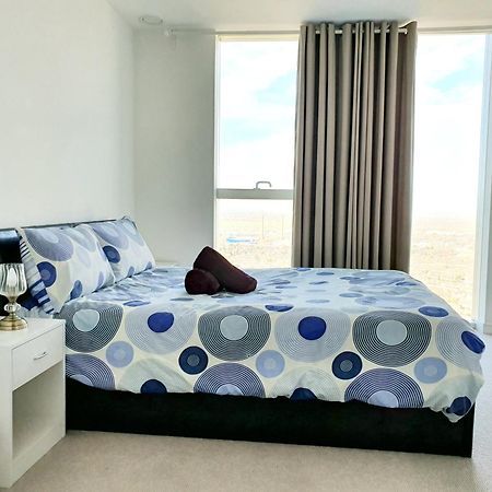 Ultra Modern Room London Bilik gambar